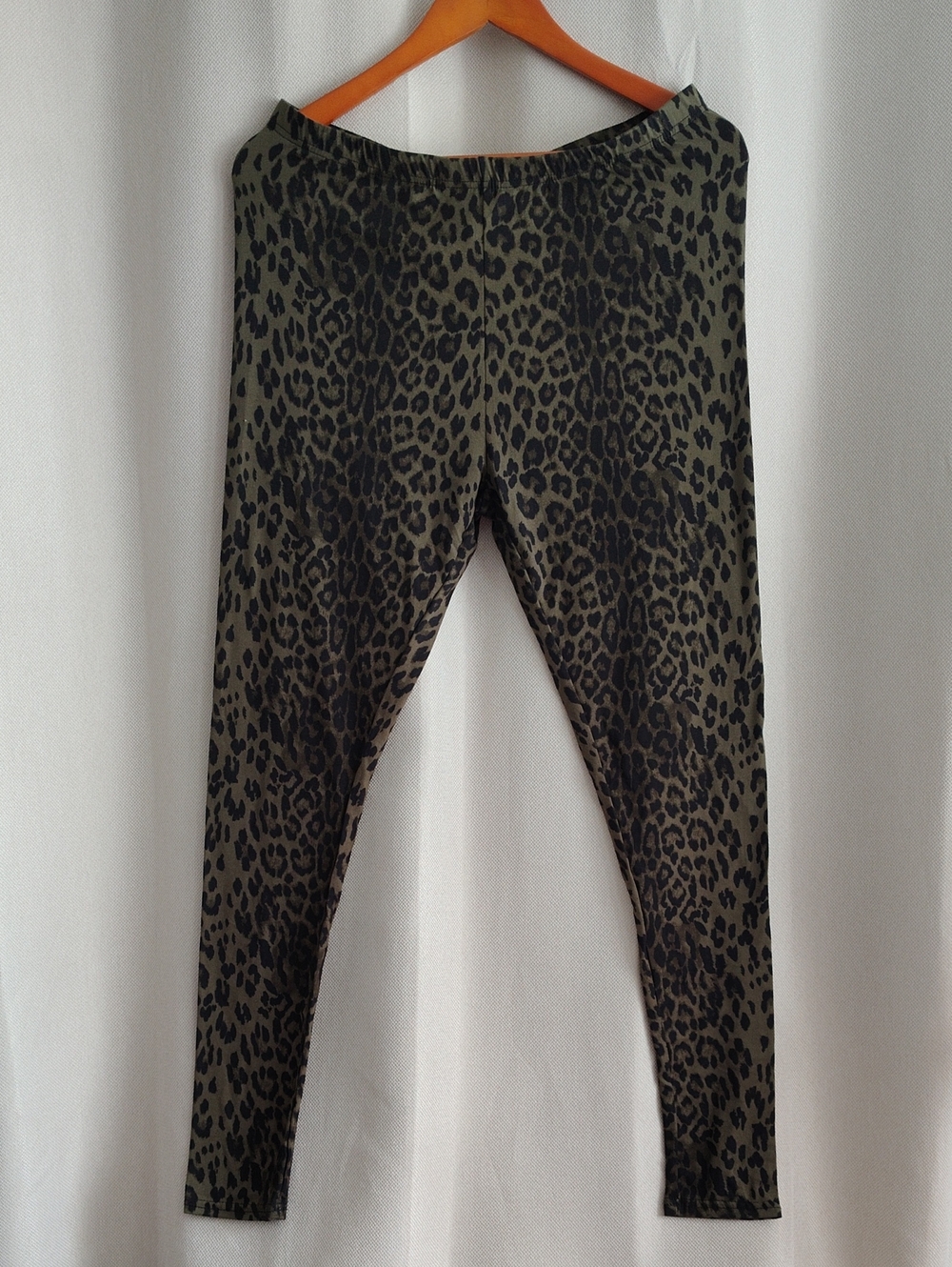 🆕 LILY MORGAN Olive Green Leopard Print Leggings